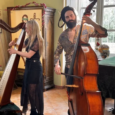 AS LONG AS WE'RE DANCING Hattie Webb e Andrea Resce